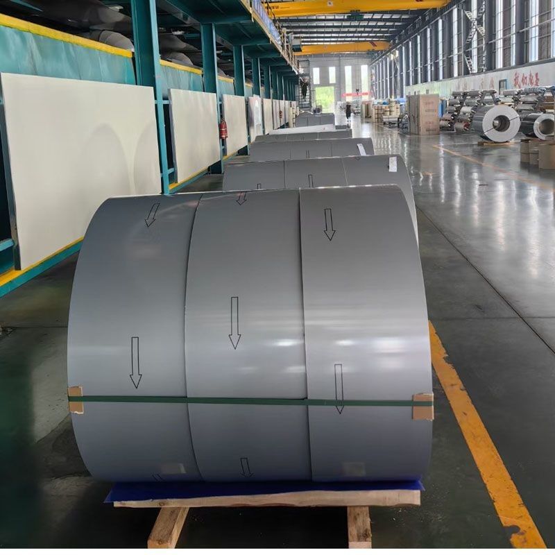 Nastro di alluminio verniciato con rivestimento PVDF color oro 1050 1100 3003 3104