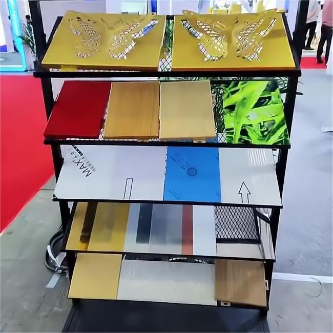 Chapas de alumínio com revestimento PVDF de alto brilho, largura de 1220mm, para fachadas de edifícios